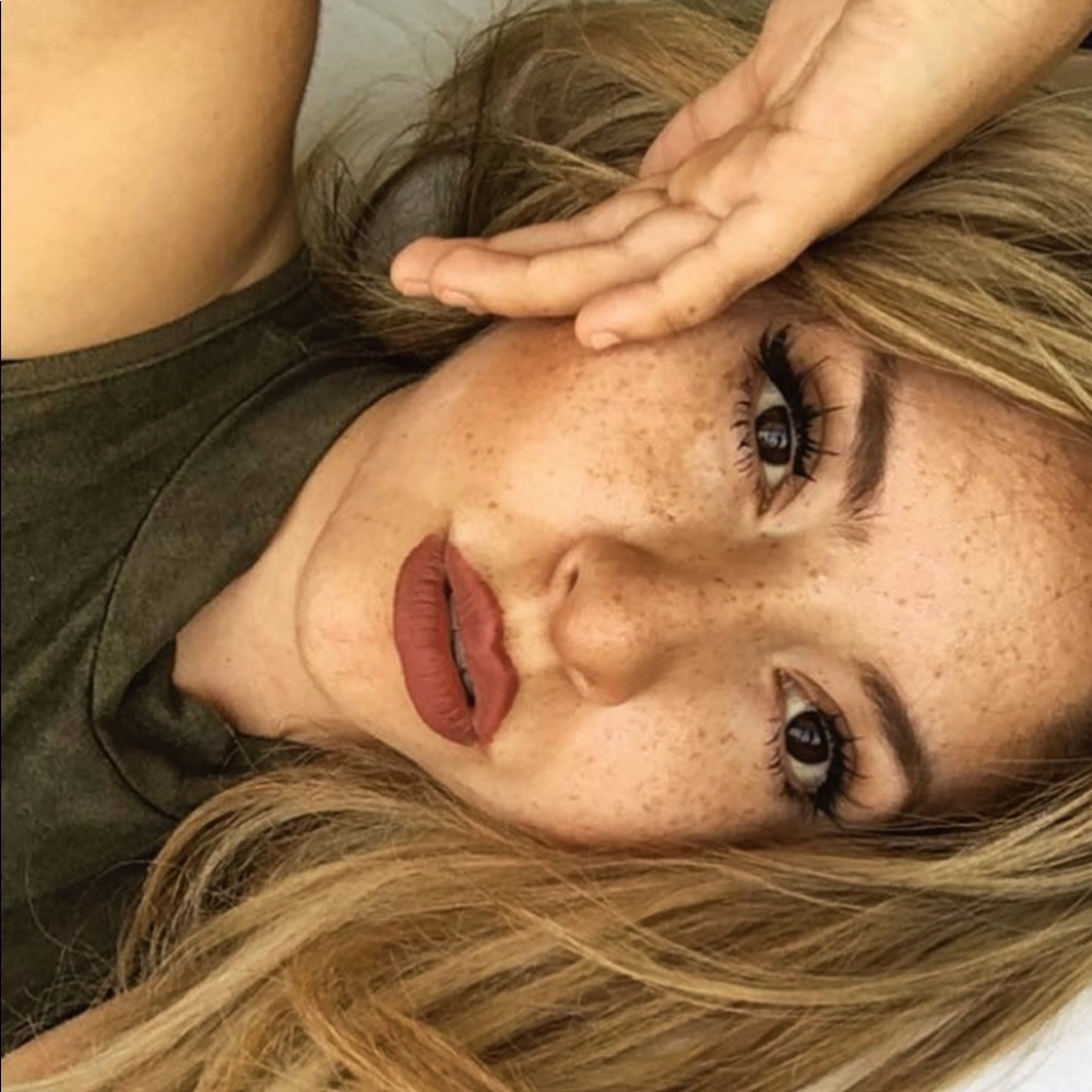 Meet your Posher, Diana